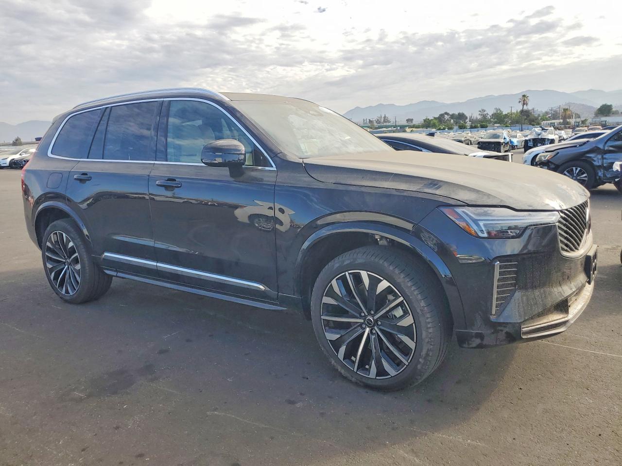 2026 VOLVO XC90