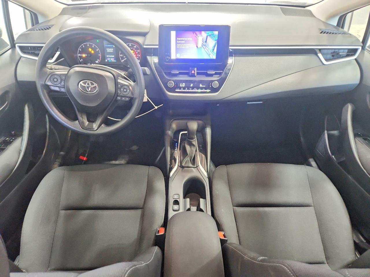 2025 TOYOTA COROLLA