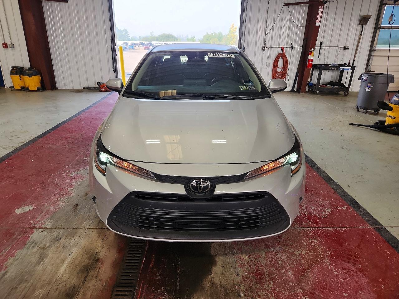 2025 TOYOTA COROLLA