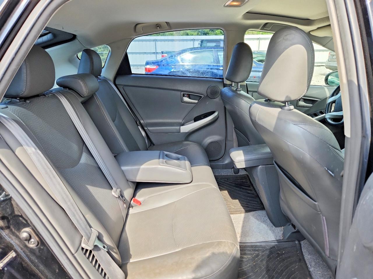 2010 TOYOTA PRIUS