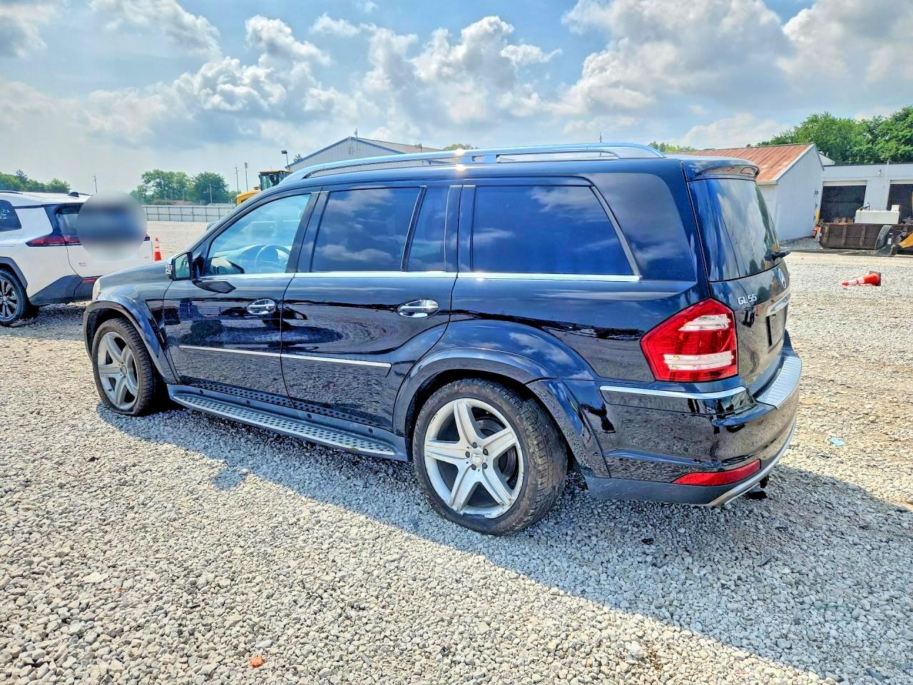 2011 MERCEDES-BENZ GL-CLASS