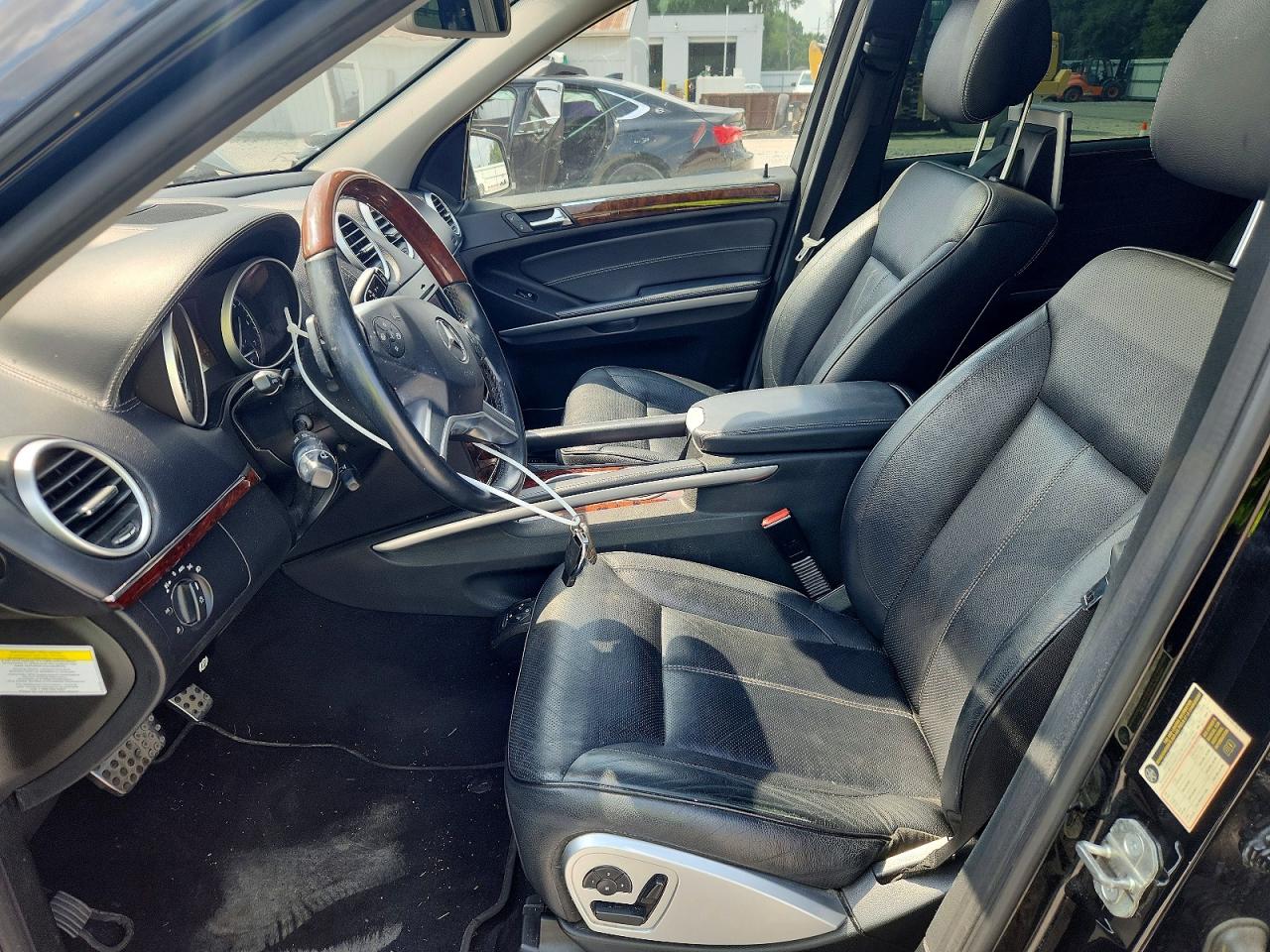 2011 MERCEDES-BENZ GL-CLASS