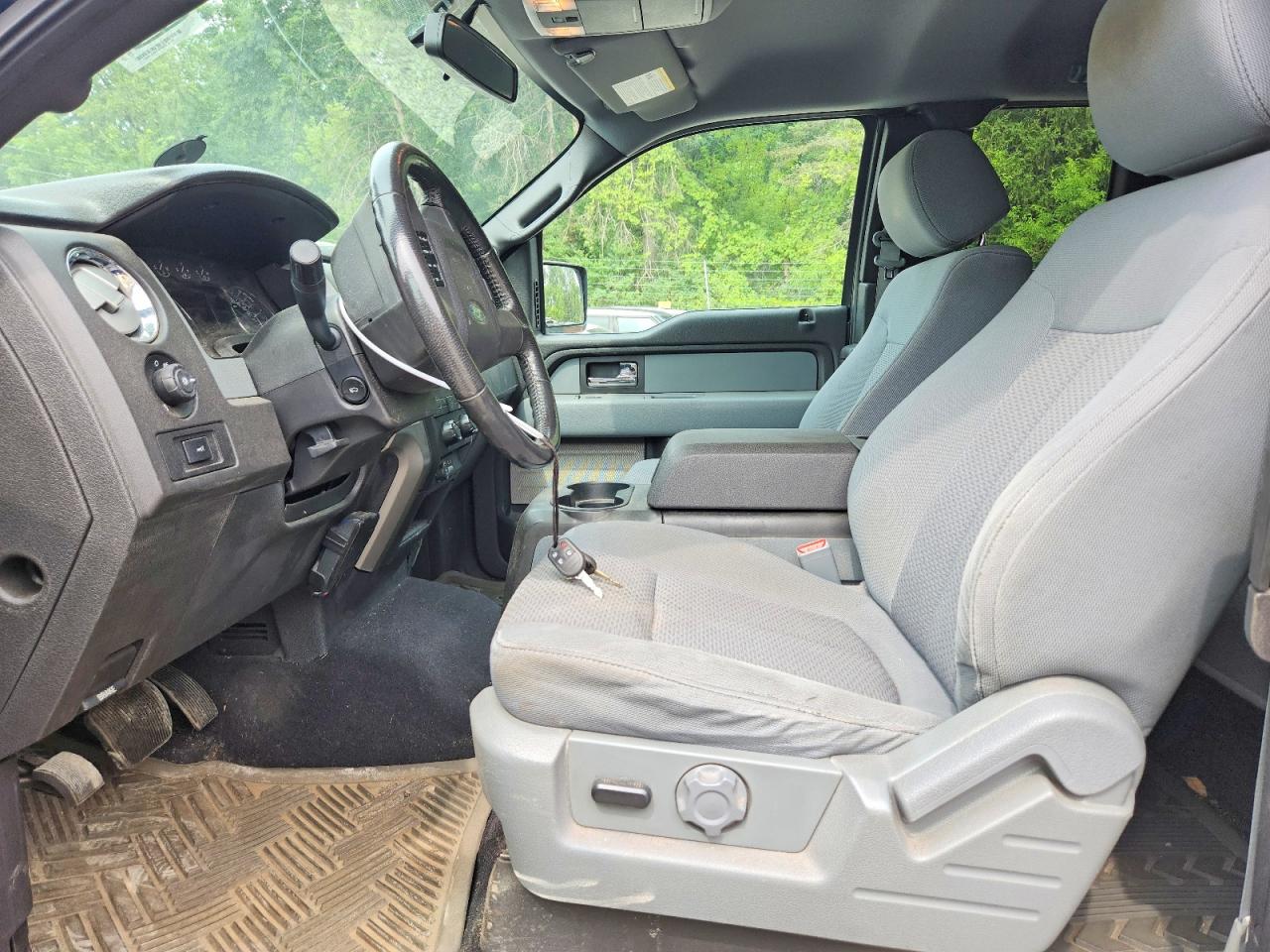 2012 FORD F150