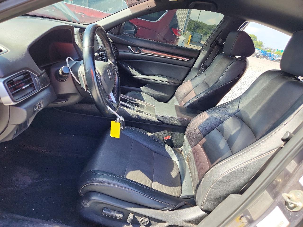 2019 HONDA ACCORD