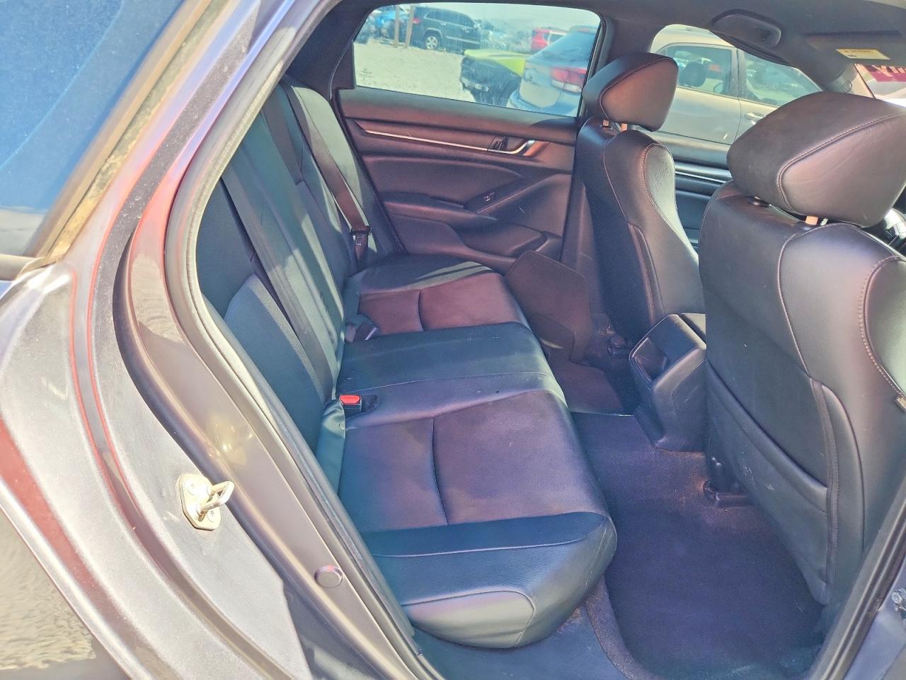 2019 HONDA ACCORD