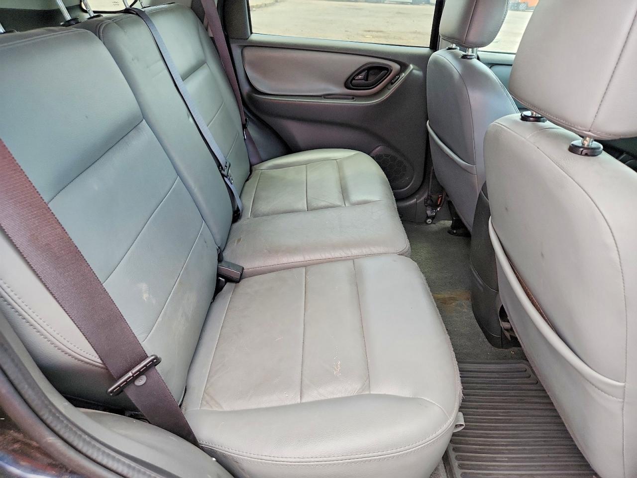 2006 FORD ESCAPE
