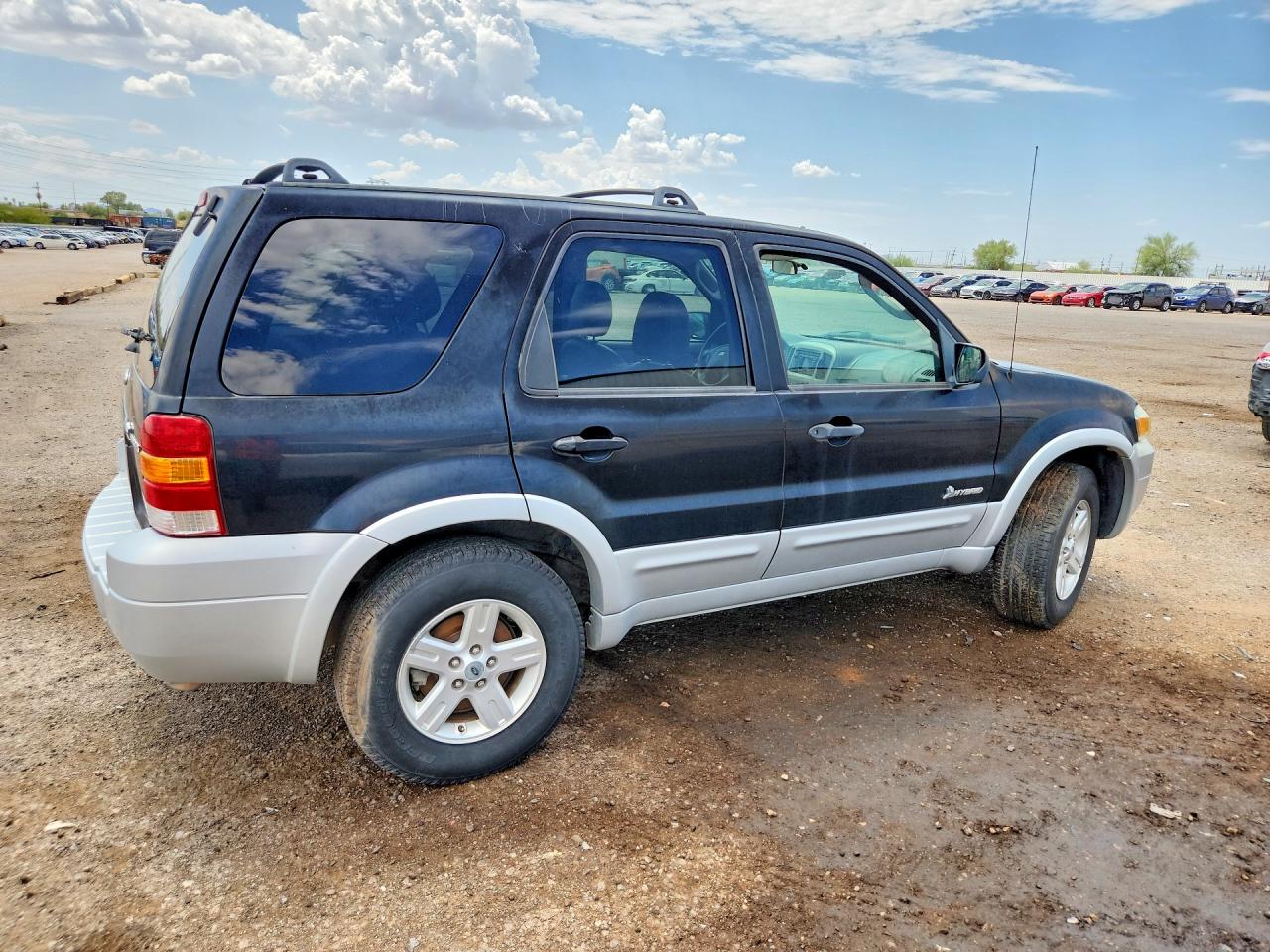 2006 FORD ESCAPE