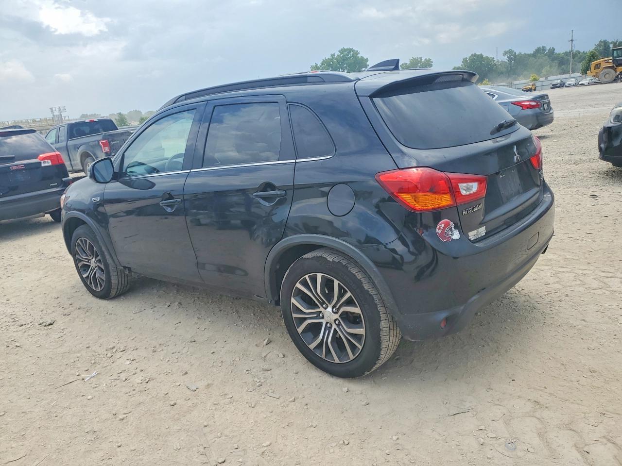 2017 MITSUBISHI OUTLANDER
