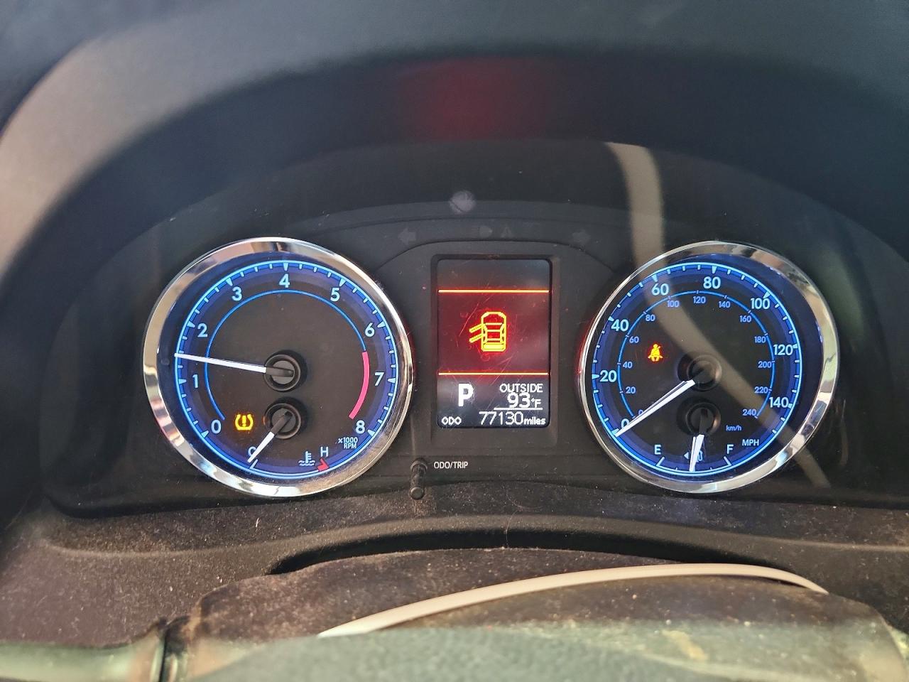 2018 TOYOTA COROLLA