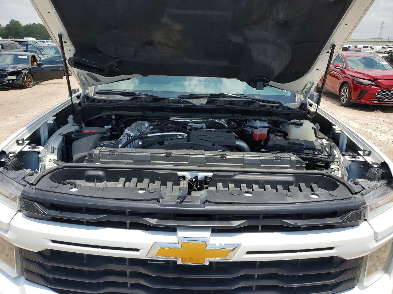 2024 CHEVROLET SILVERADO