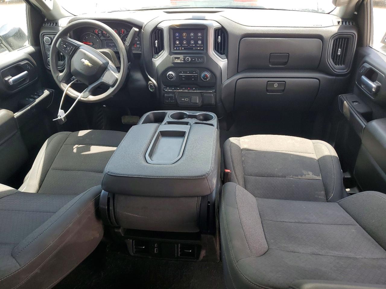 2024 CHEVROLET SILVERADO