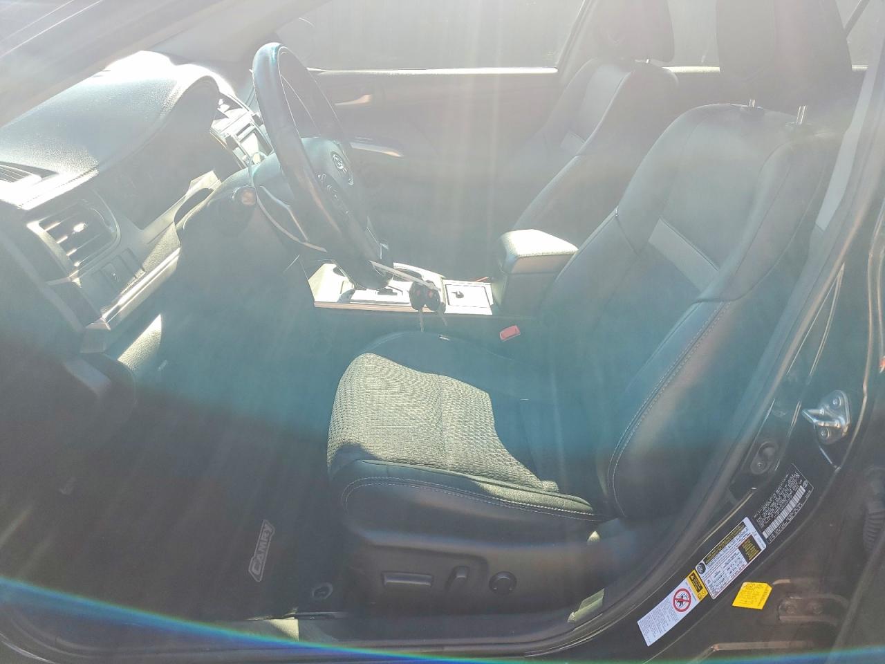 2014 TOYOTA CAMRY