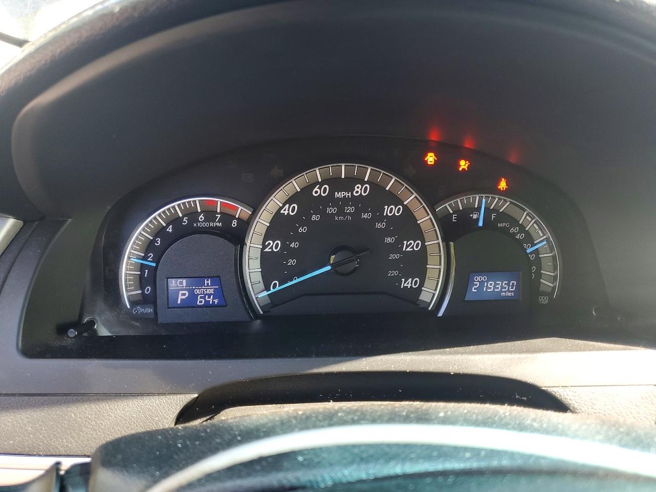 2014 TOYOTA CAMRY
