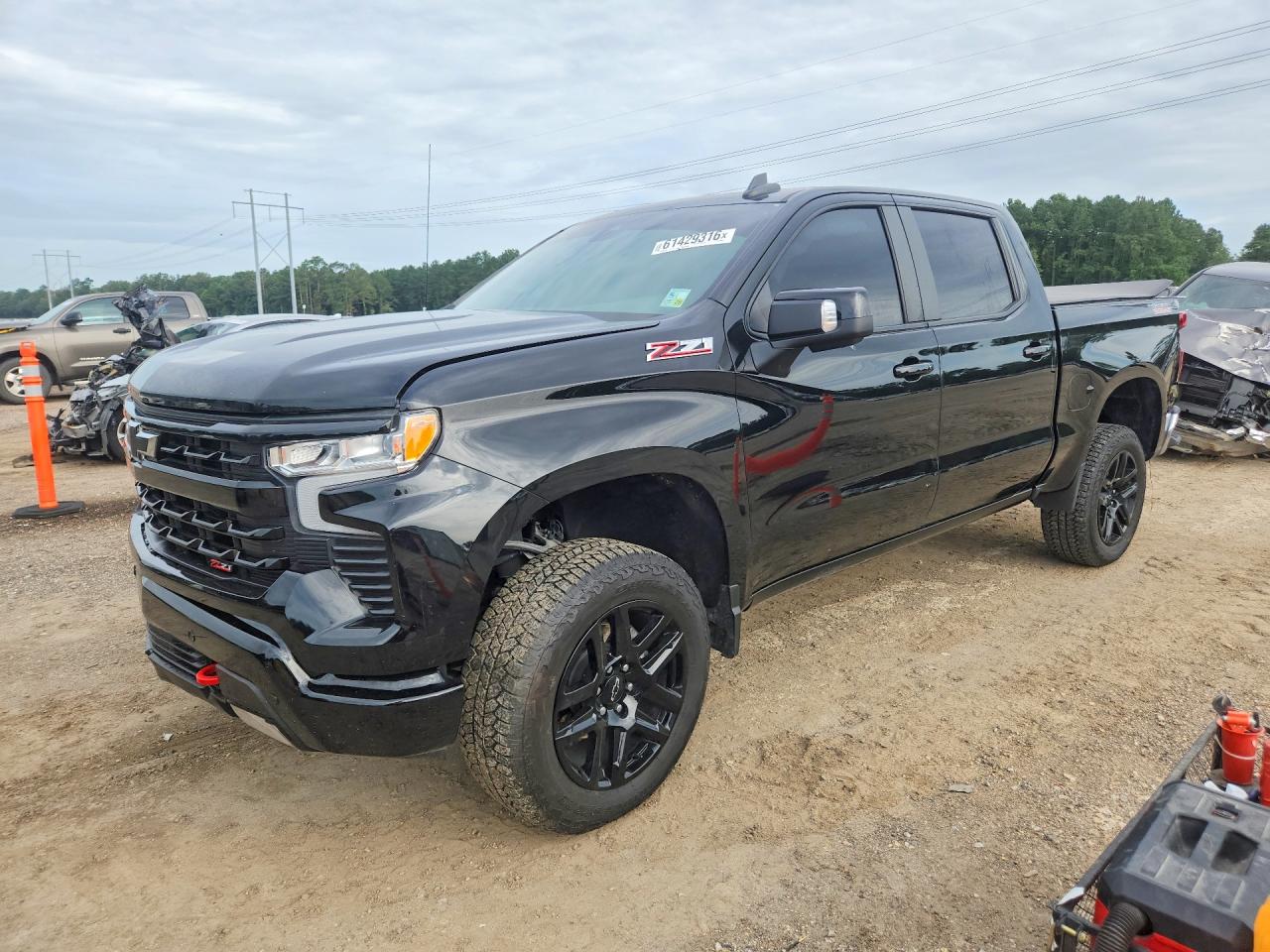 2025 CHEVROLET SILVERADO
