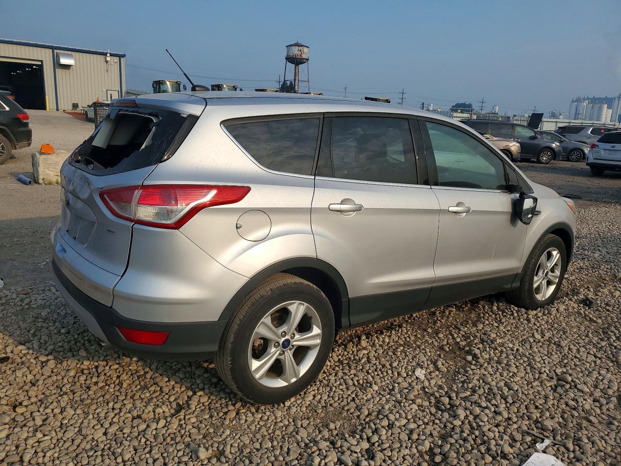 2016 FORD ESCAPE