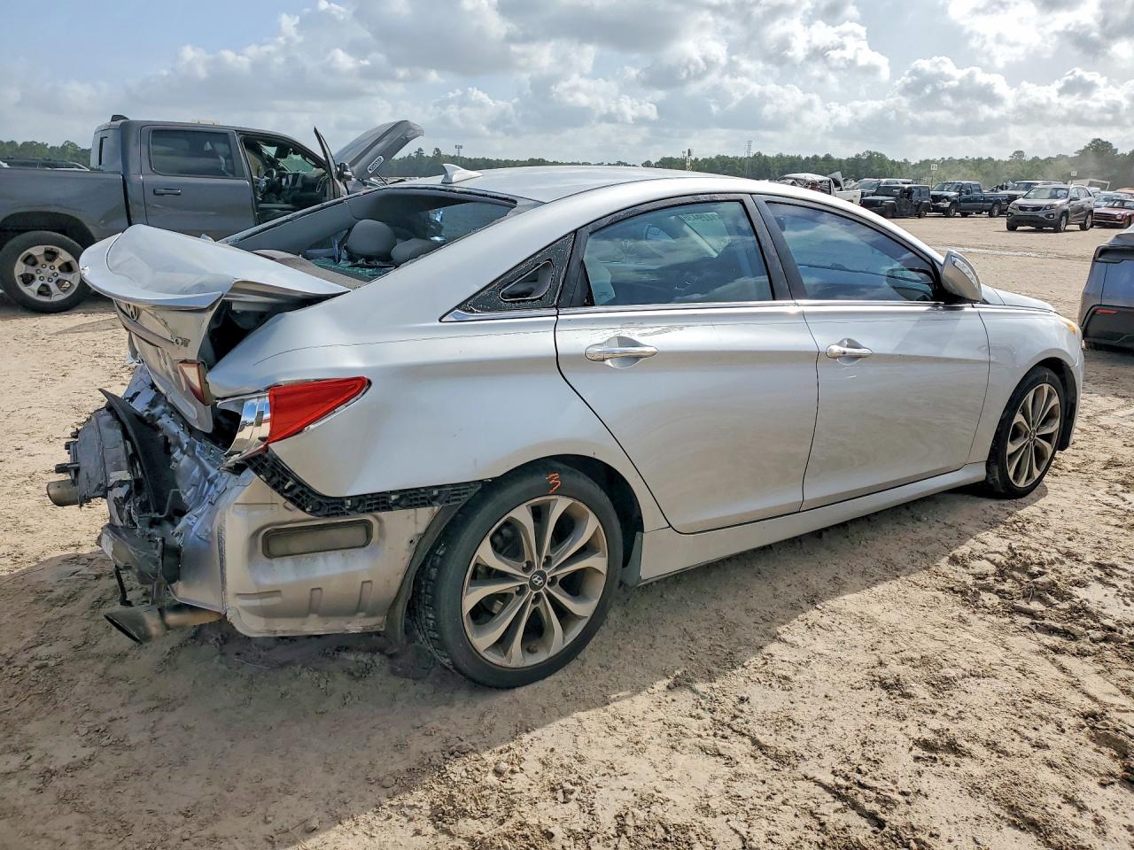2014 HYUNDAI SONATA