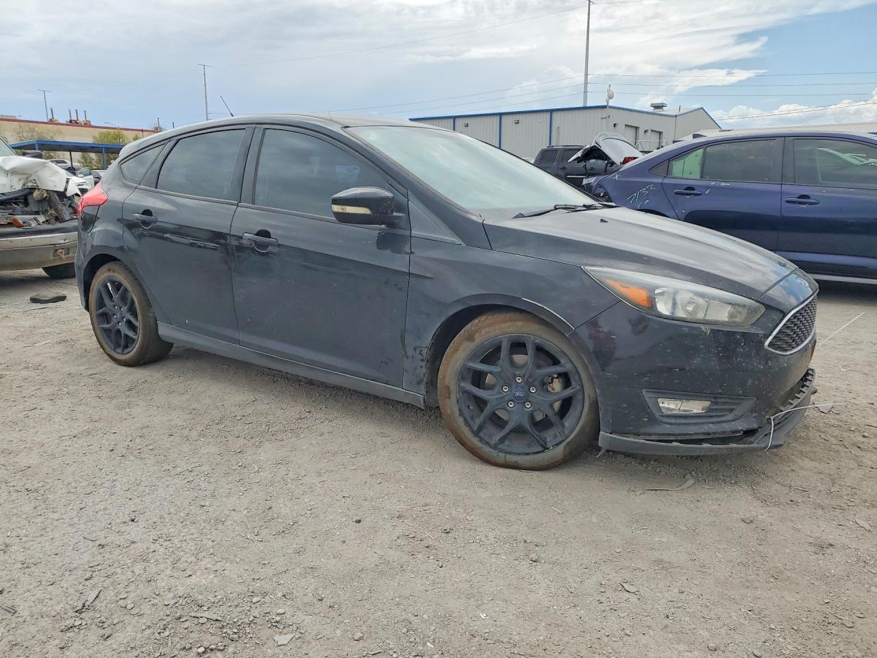 2016 FORD FOCUS