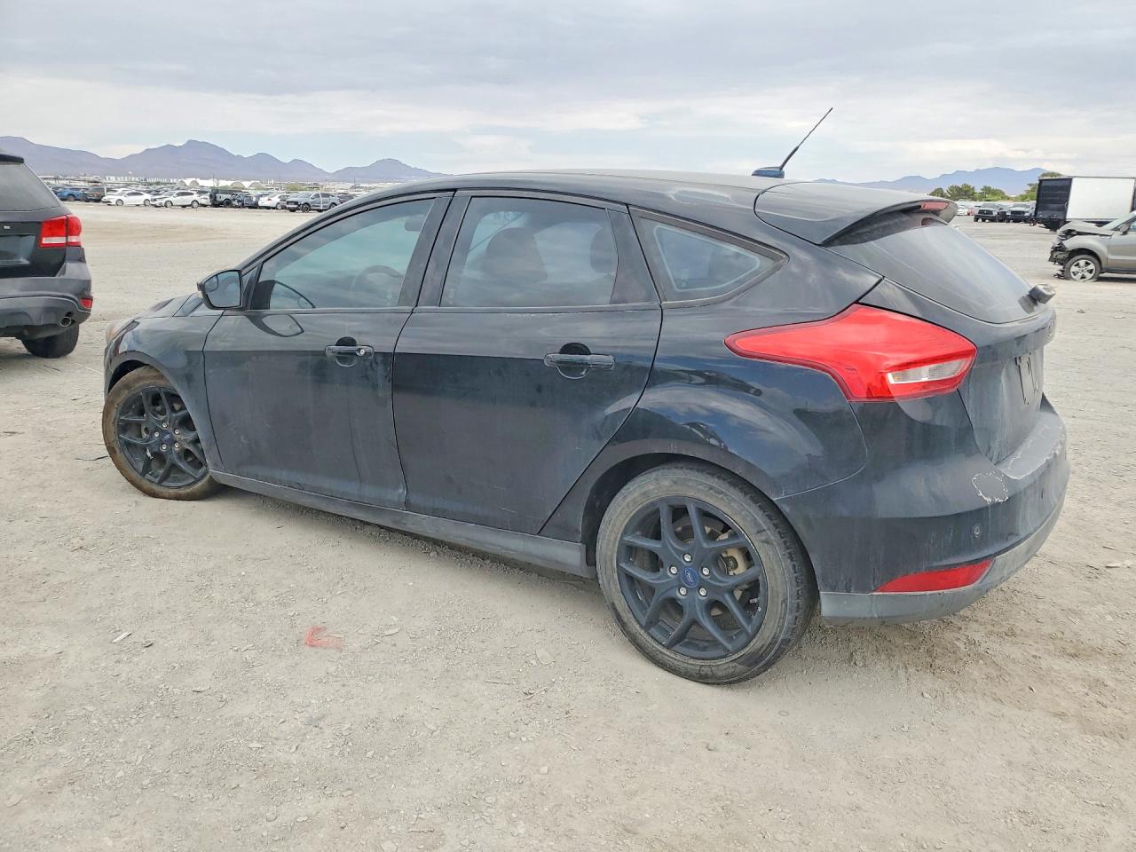 2016 FORD FOCUS