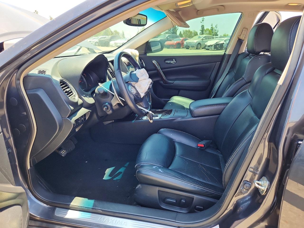 2012 NISSAN MAXIMA