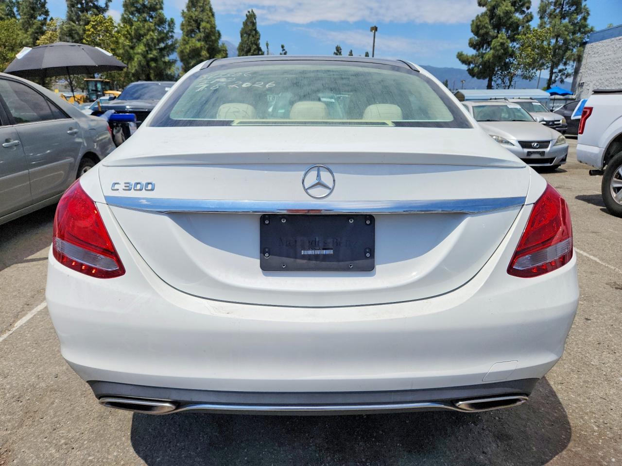 2016 MERCEDES-BENZ C-CLASS