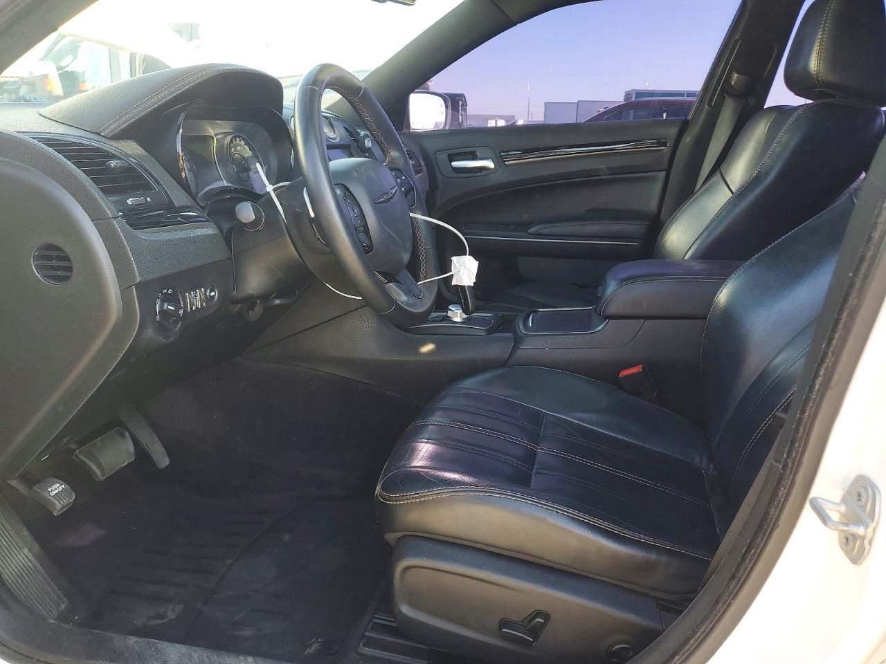 2016 CHRYSLER 300
