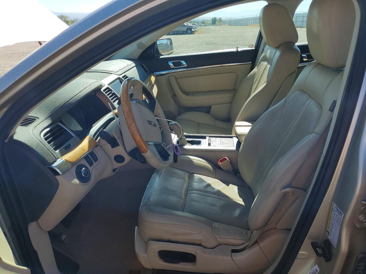 2010 LINCOLN MKS