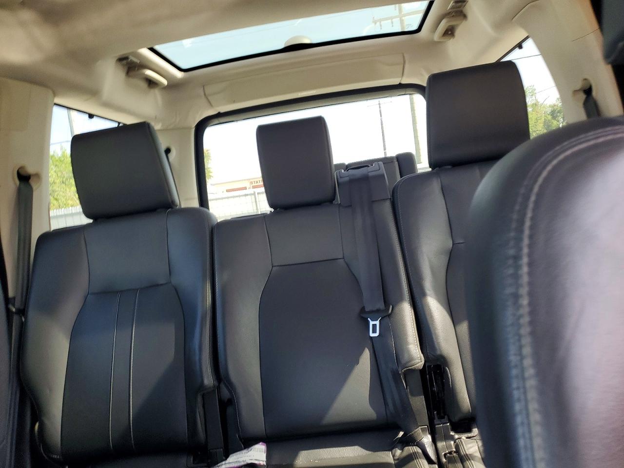 2015 LAND ROVER LR4