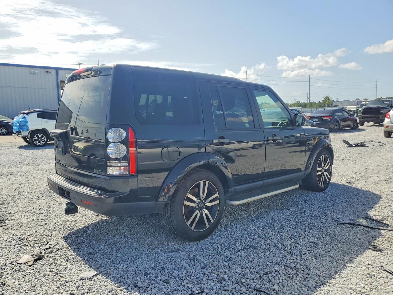 2015 LAND ROVER LR4