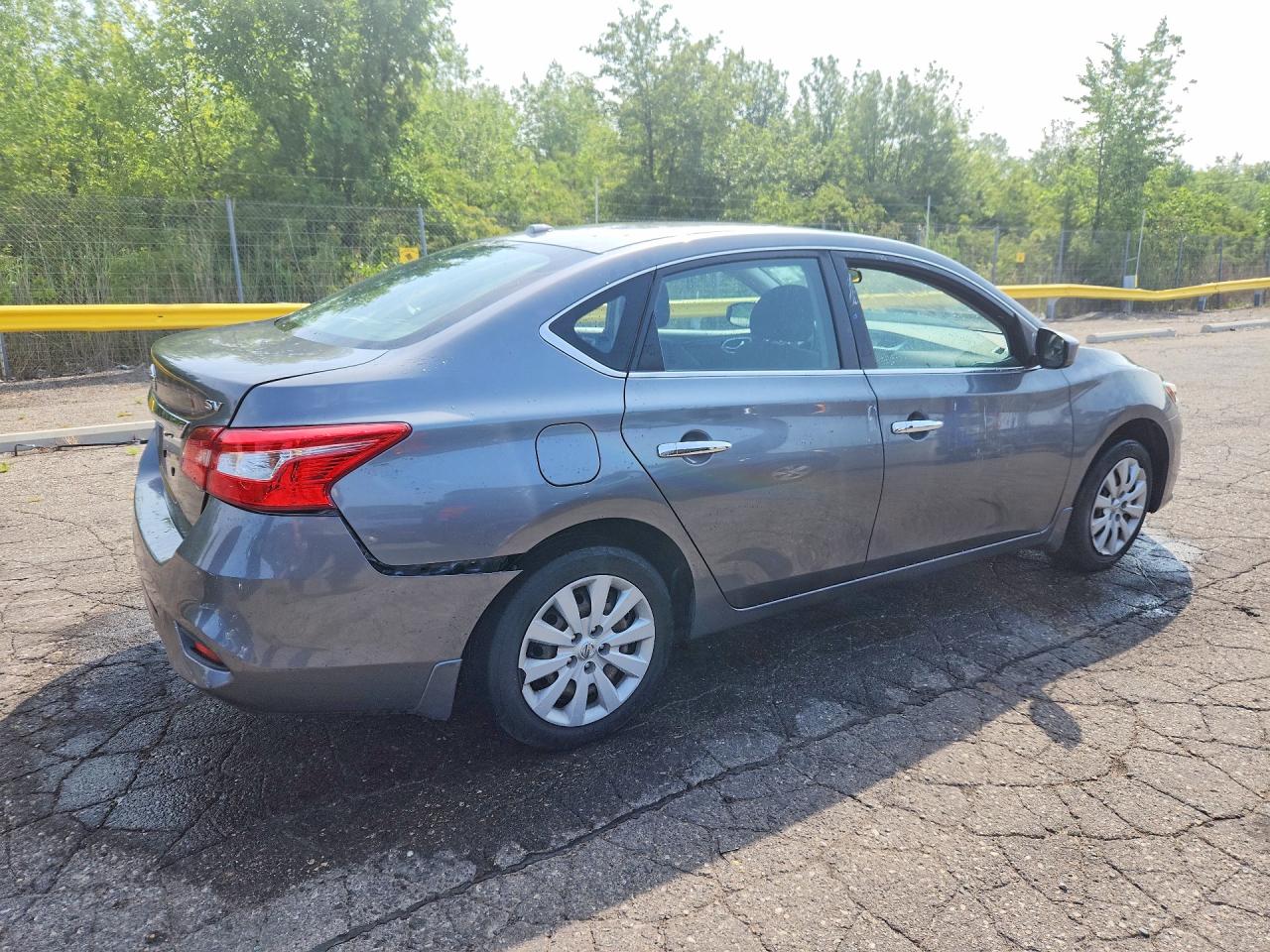2016 NISSAN SENTRA