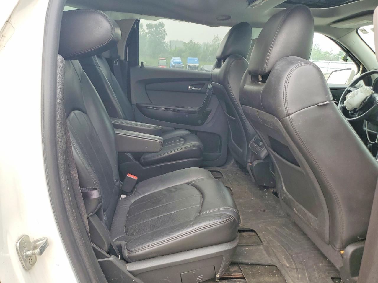 2012 GMC ACADIA DEN