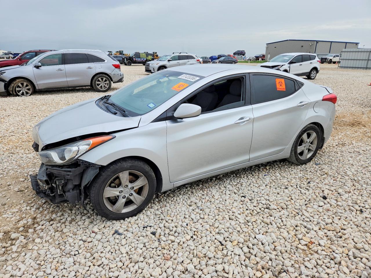 2013 HYUNDAI ELANTRA