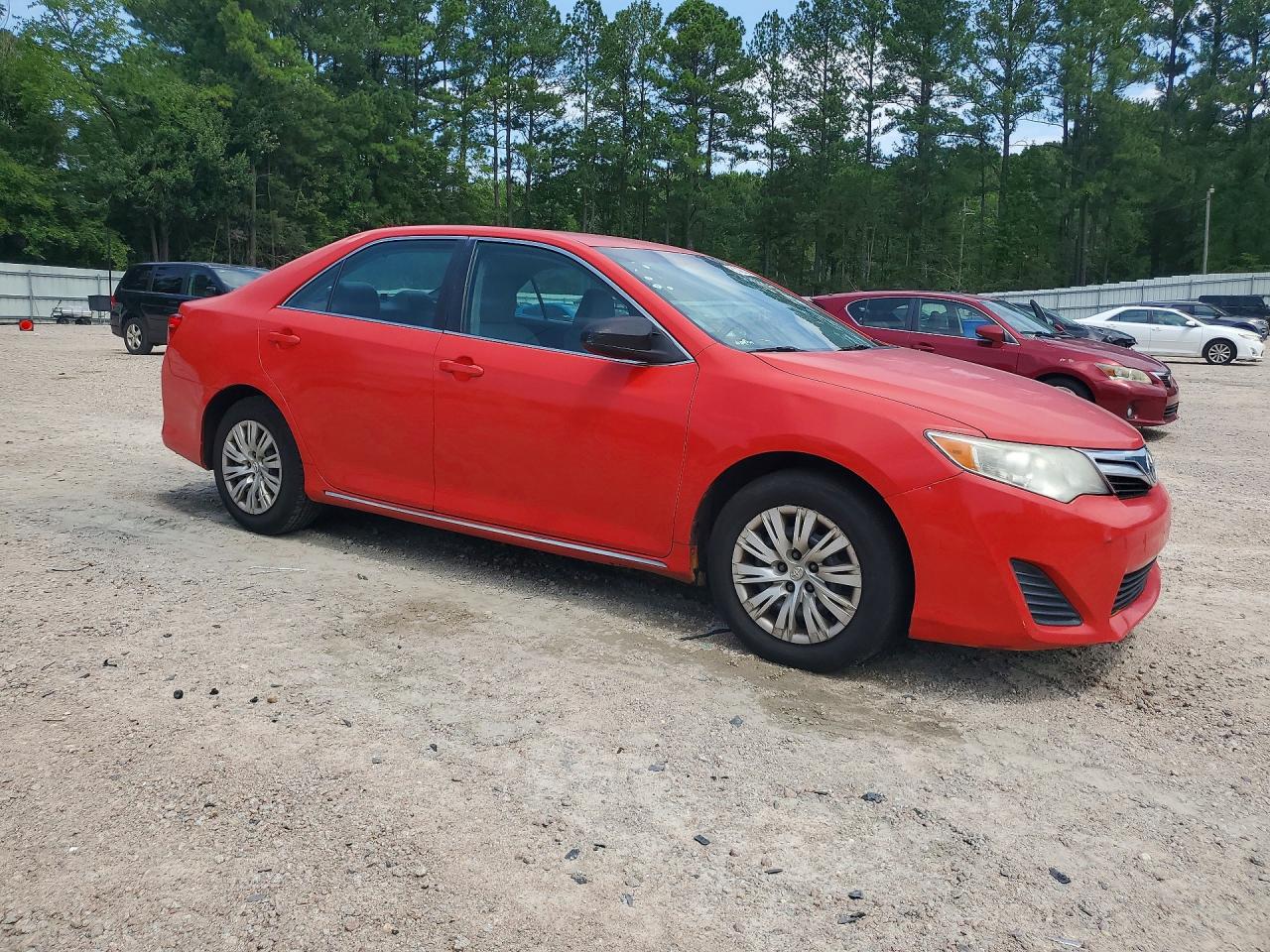 2014 TOYOTA CAMRY