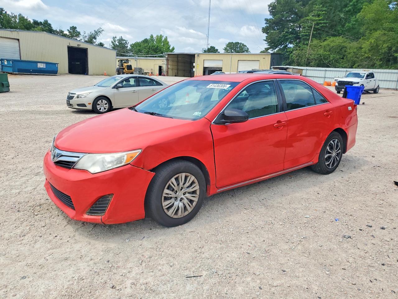 2014 TOYOTA CAMRY