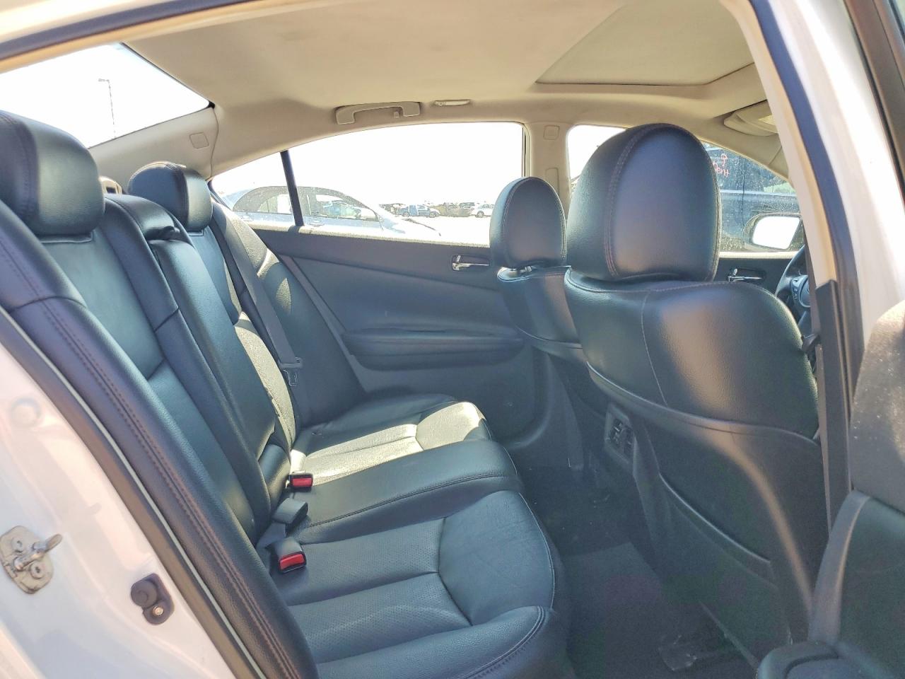 2013 NISSAN MAXIMA