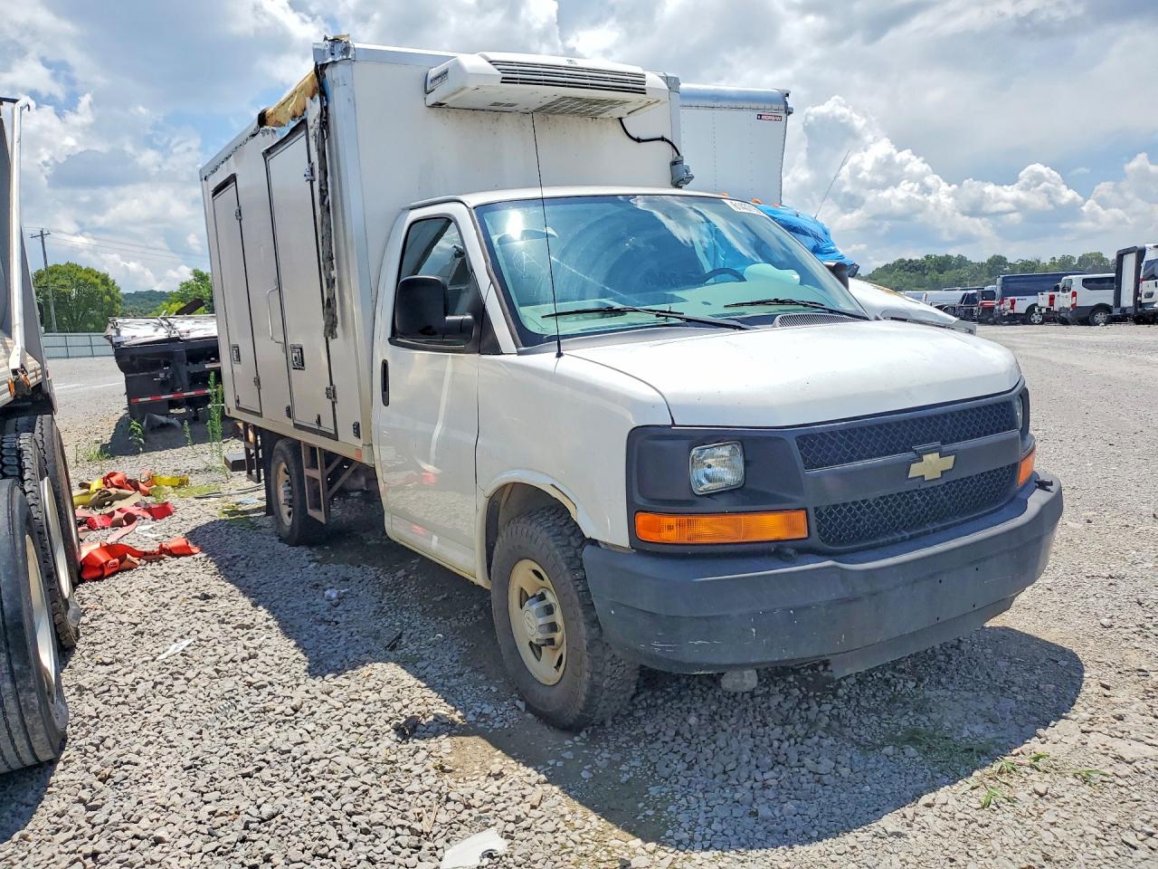 2017 CHEVROLET EXPRESS