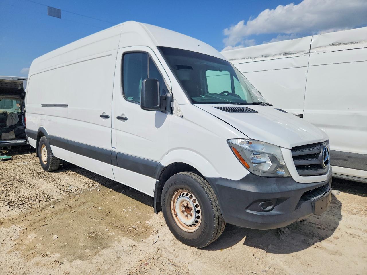 2014 MERCEDES-BENZ SPRINTER 2