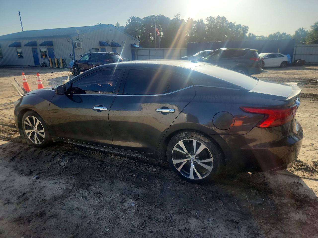 2016 NISSAN MAXIMA
