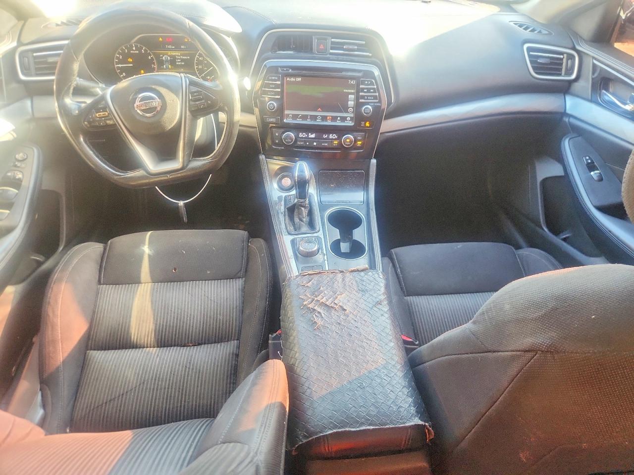 2016 NISSAN MAXIMA