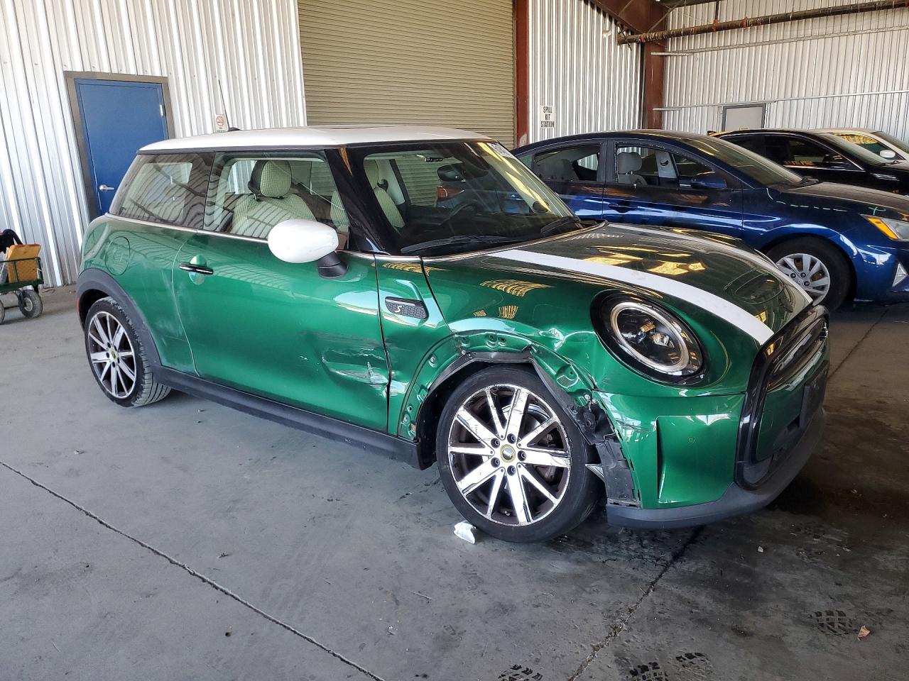 2023 MINI COOPER