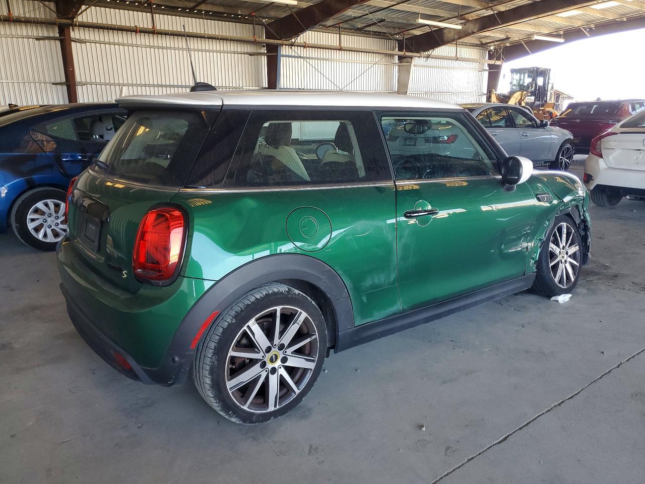 2023 MINI COOPER