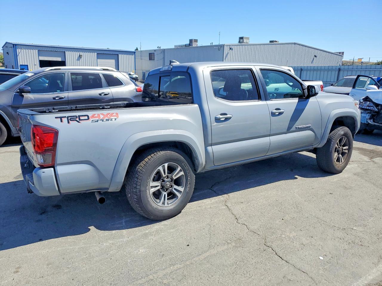 2018 TOYOTA TACOMA