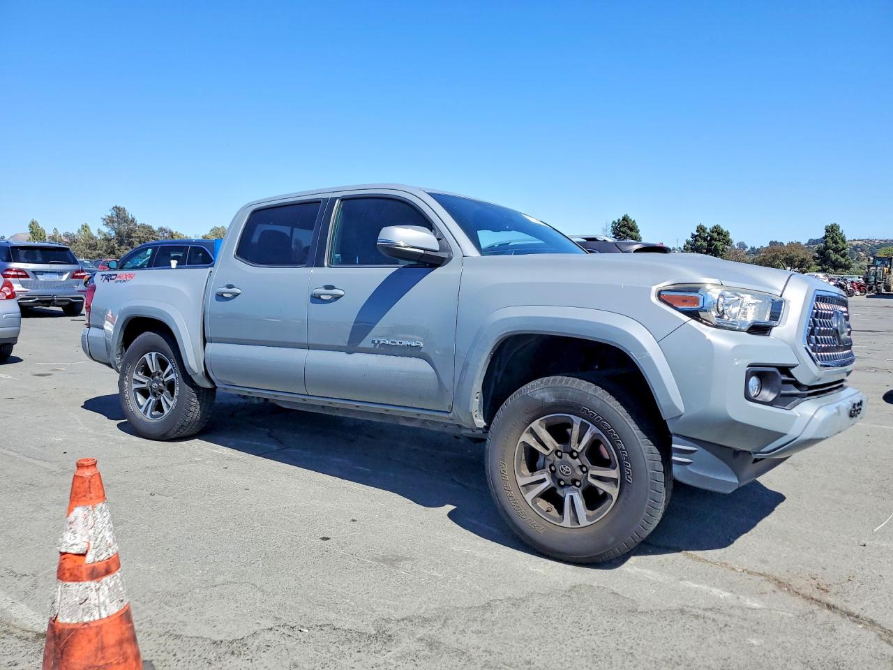 2018 TOYOTA TACOMA