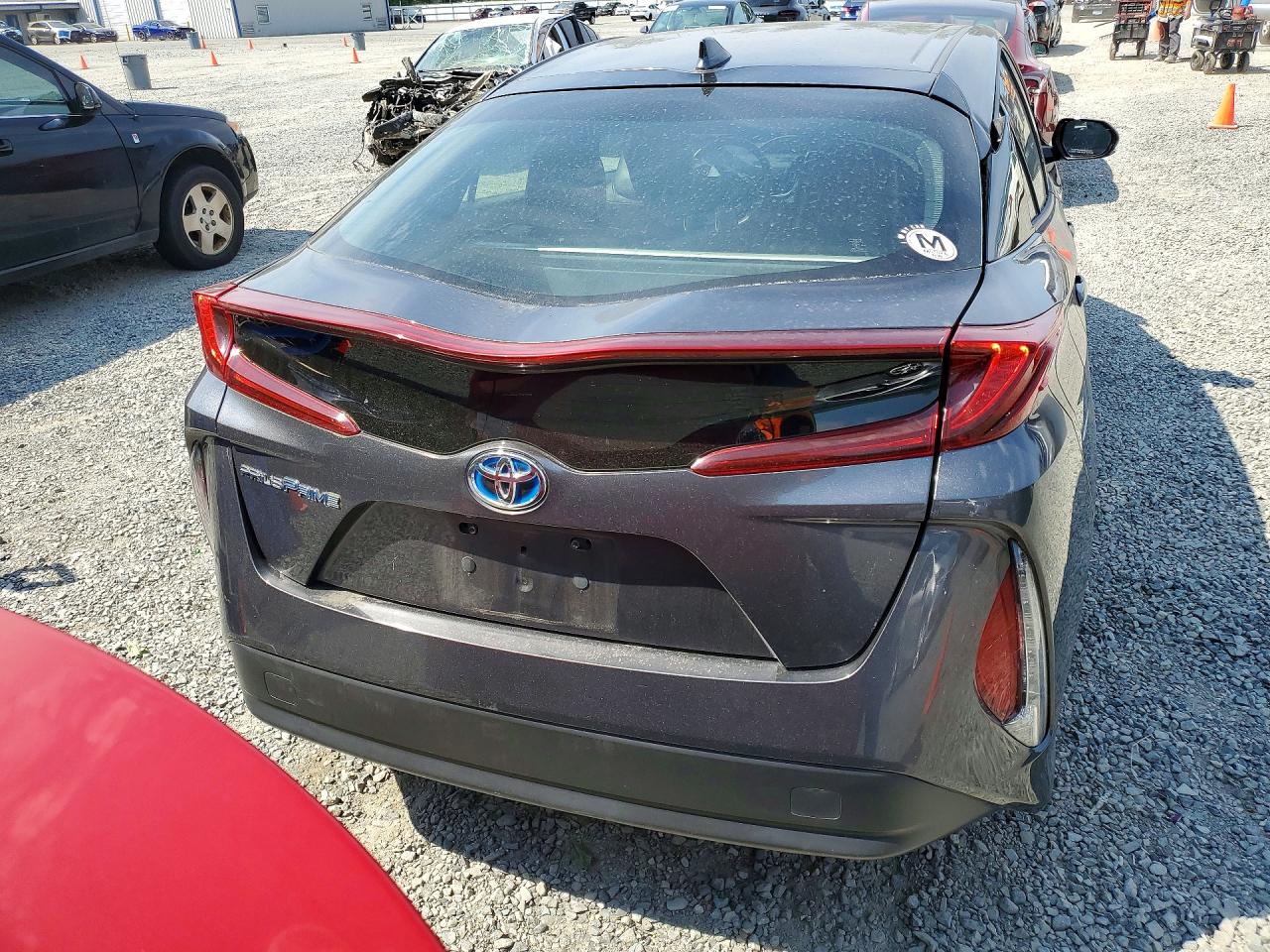 2020 TOYOTA PRIUS