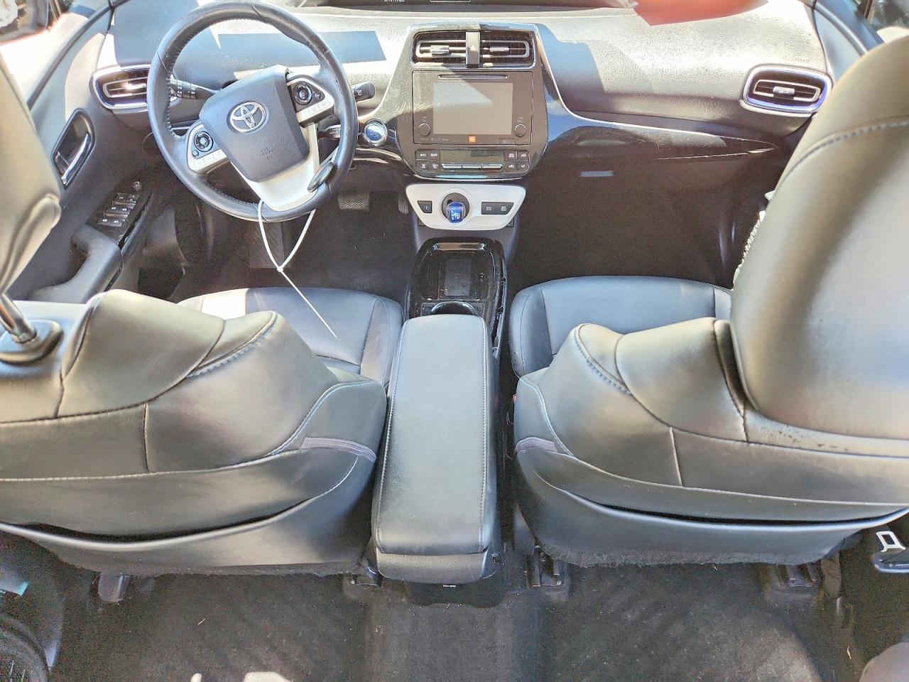 2017 TOYOTA PRIUS