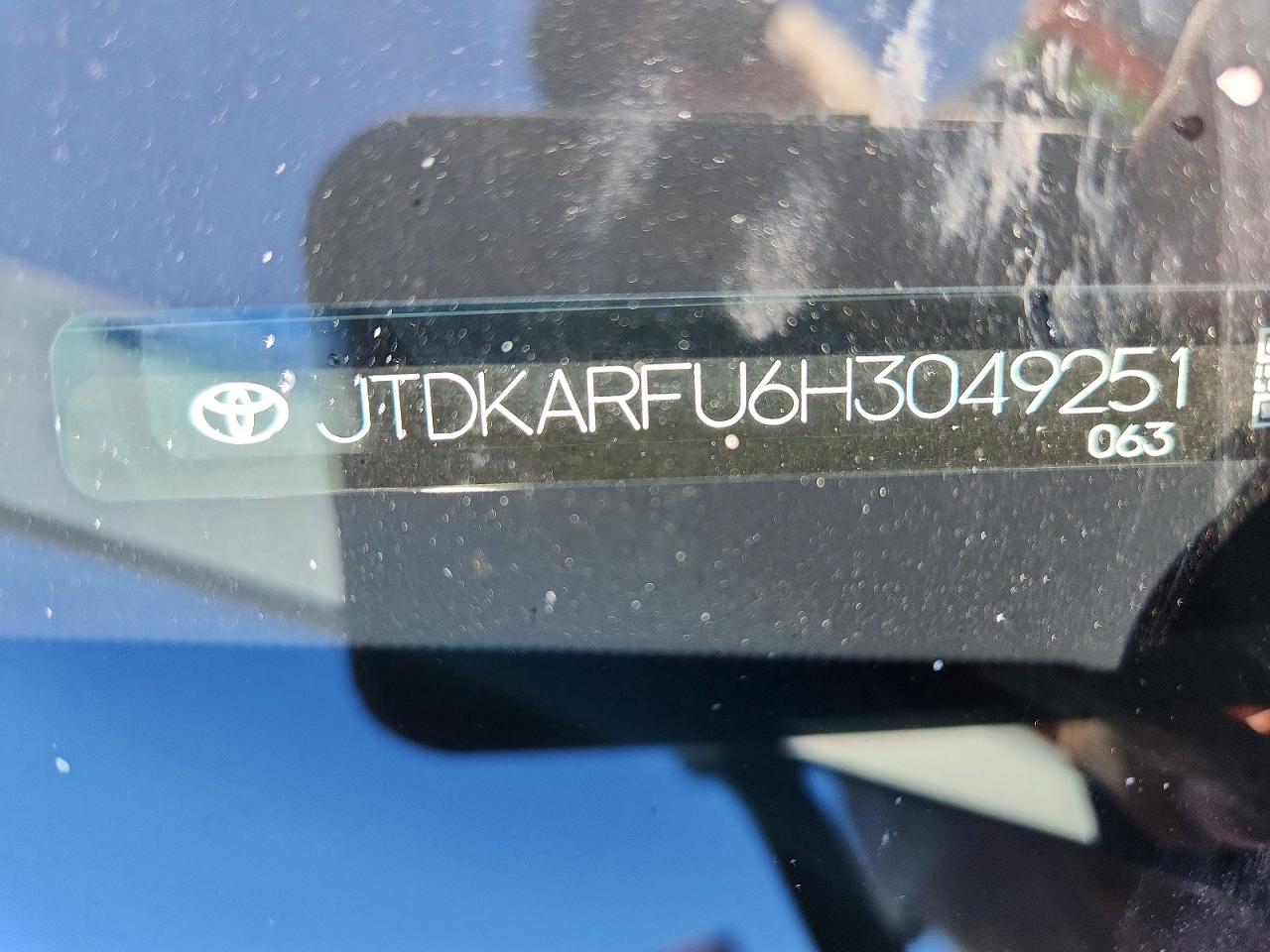 2017 TOYOTA PRIUS