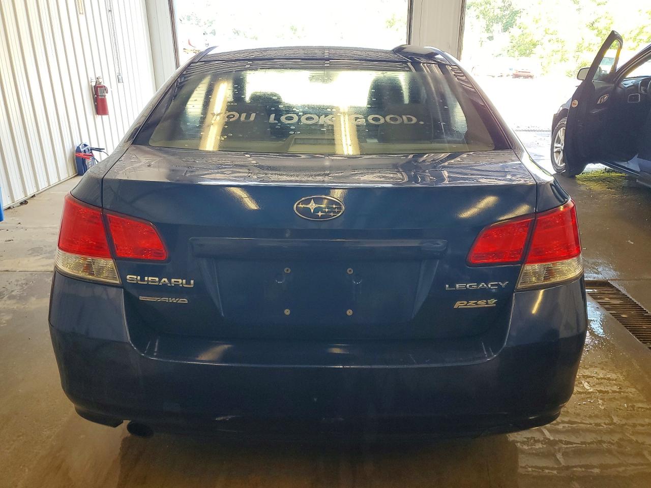 2011 SUBARU LEGACY