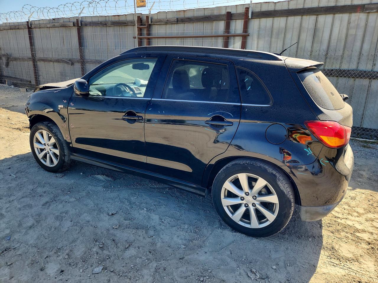 2013 MITSUBISHI OUTLANDER