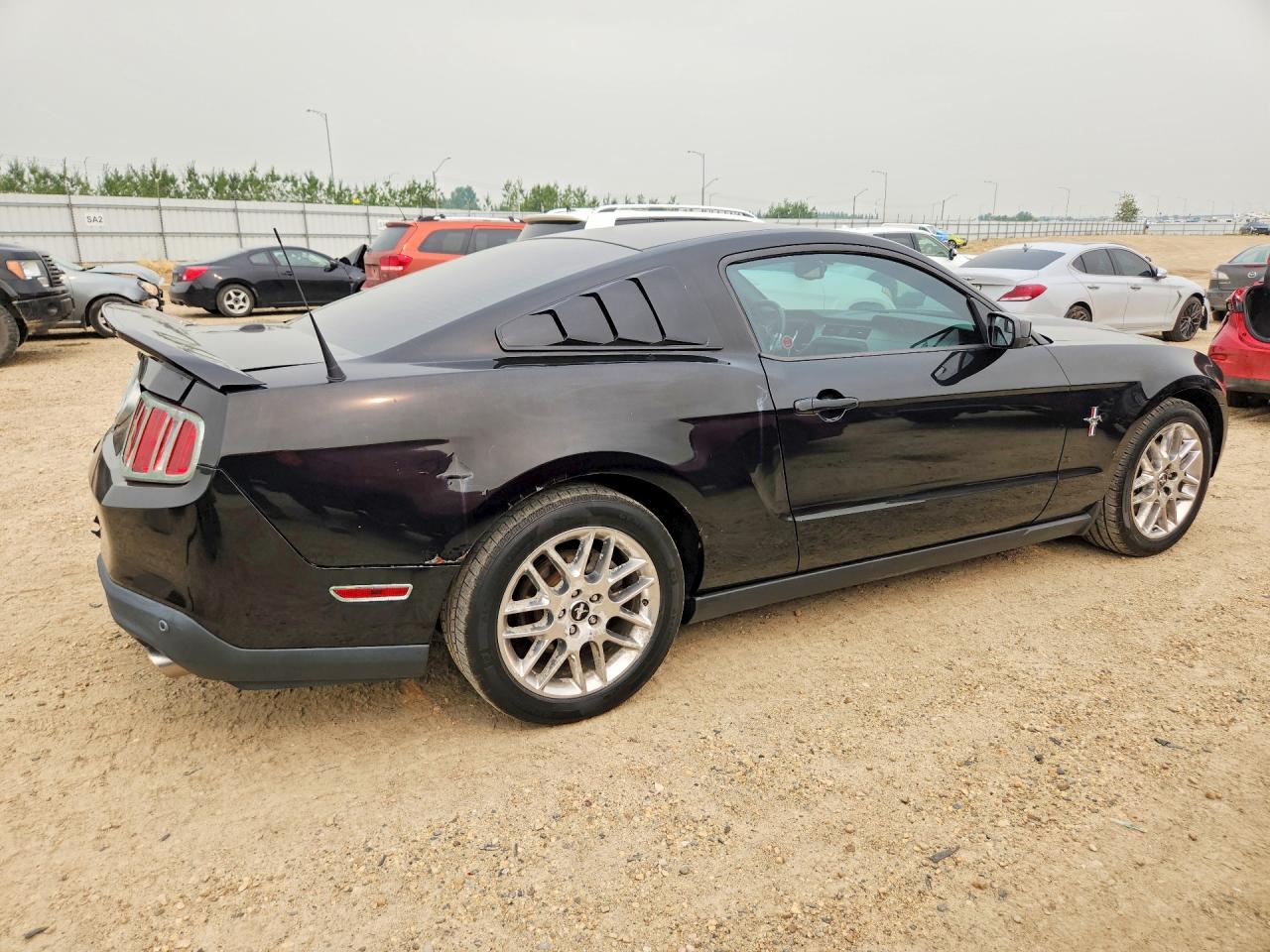 2012 FORD MUSTANG