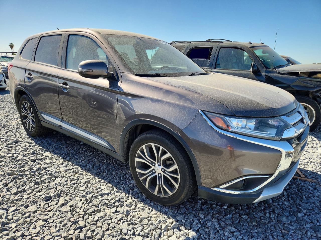 2016 MITSUBISHI OUTLANDER