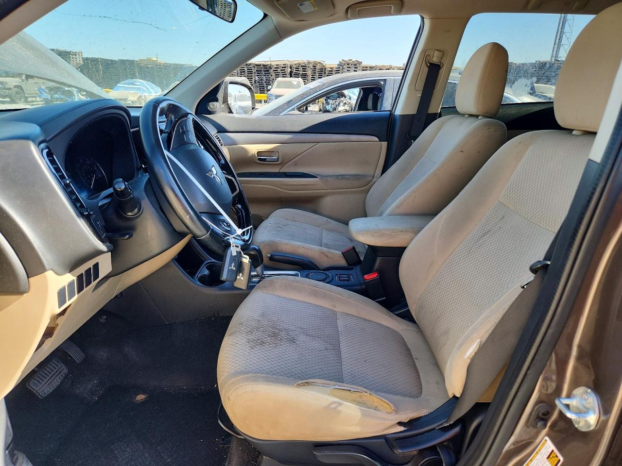 2016 MITSUBISHI OUTLANDER